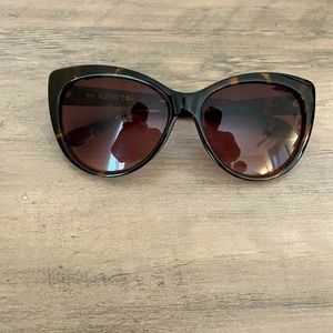 KENNETH COLE REACTION Cat Eye Sunglasses